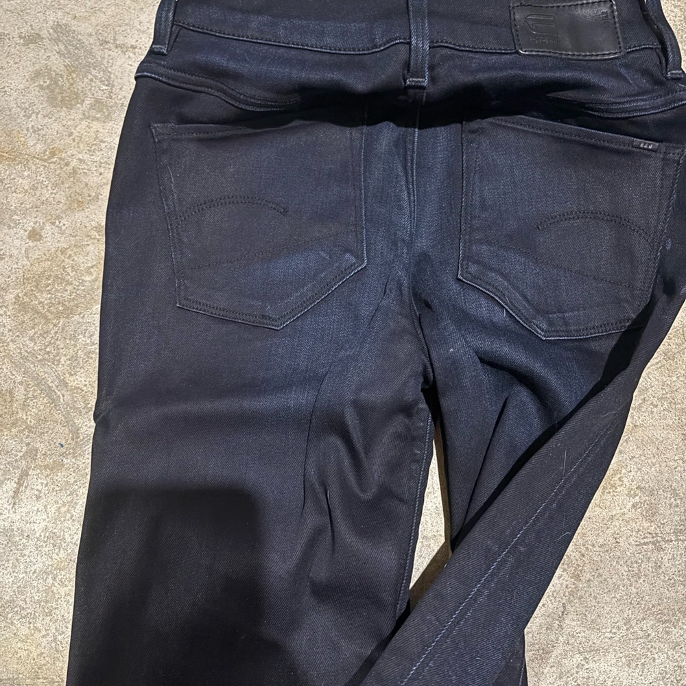 Raw jeans